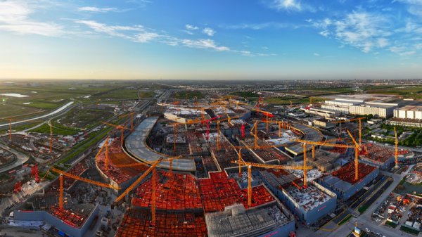 浦东机场四期遨游区“后勤动脉”基本建成